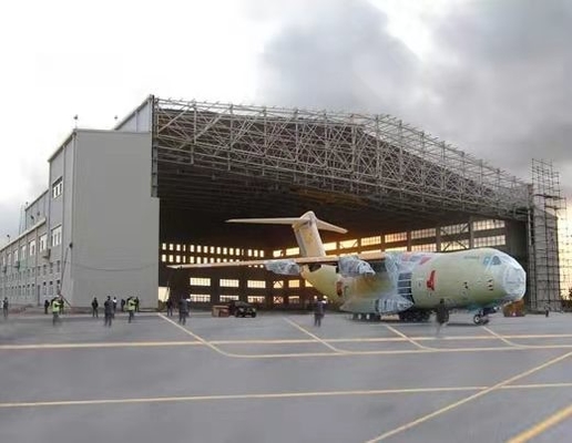 LANGEのつや出しの鉄骨構造の格納庫のボルト継手のプレハブの飛行機の格納庫