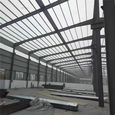 Q245Bの農業の産業鋼鉄建物の灰色の単一のスパンPEBは構造を取除いた